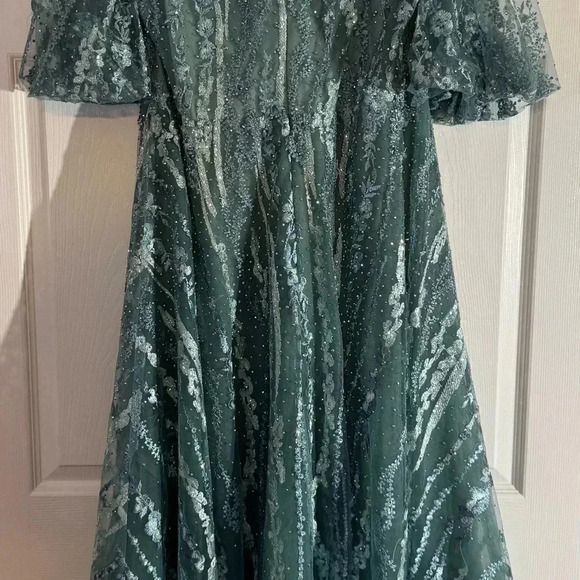 Mac Duggal Style 20485 Plus Size 18 - Picture 7 of 7